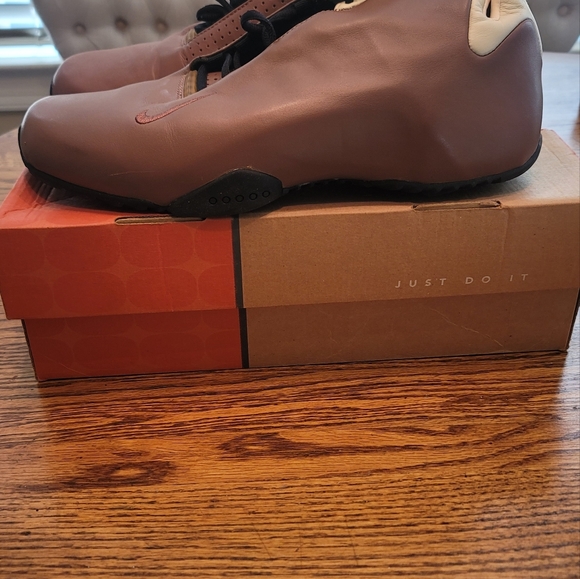 Nike Air Hyper Flight Brown Black Leather Sneakers Gym Kicks Shoes 13 - Picture 3 of 13